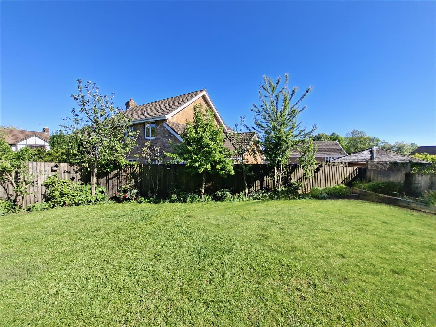Roger Beck Way, Sketty, Swansea, SA2 0JF